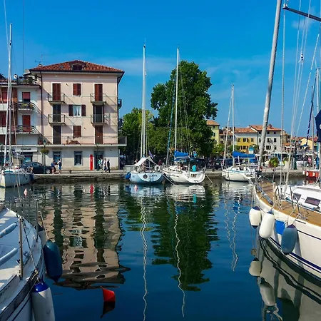 With Pool In 54749 Bibione