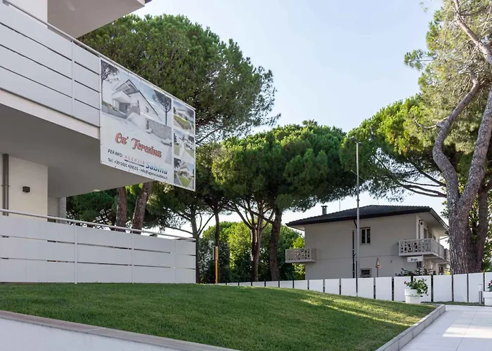 With Pool In 54749 *